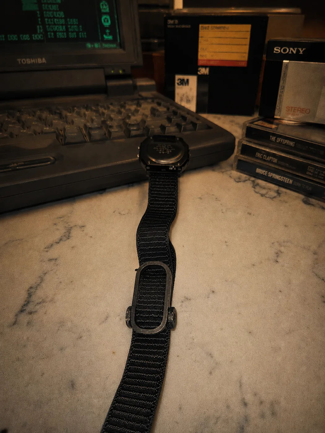 The PIV band laid flat, showing the pebble holder