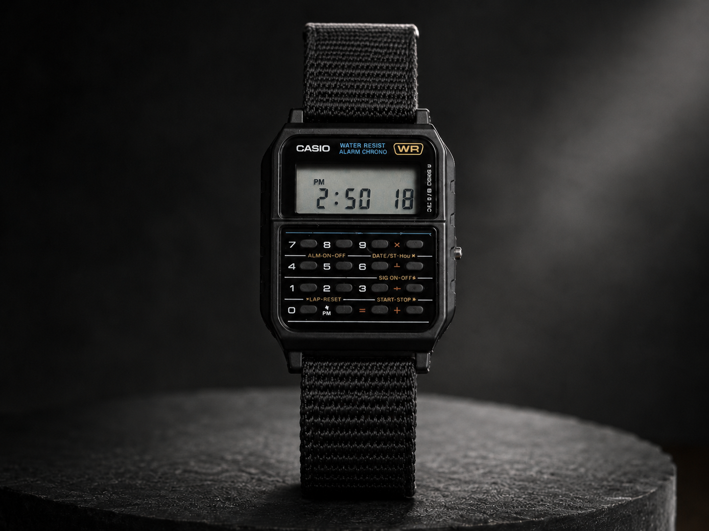 PIV CA-53W — Casio calculator watch with Fitbit Air bracket